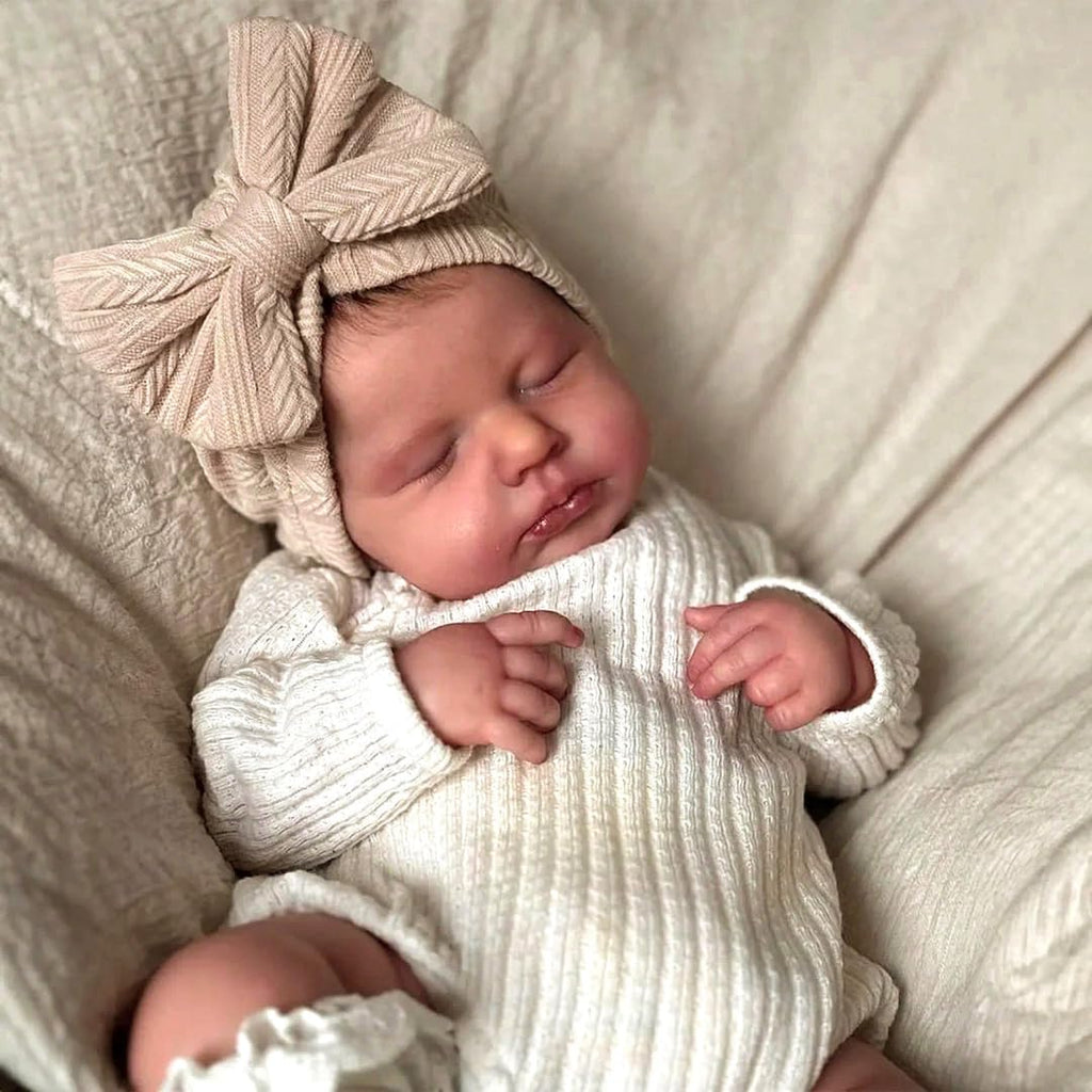 20 in Lifelike Reborn Baby Dolls with Accessories M57977