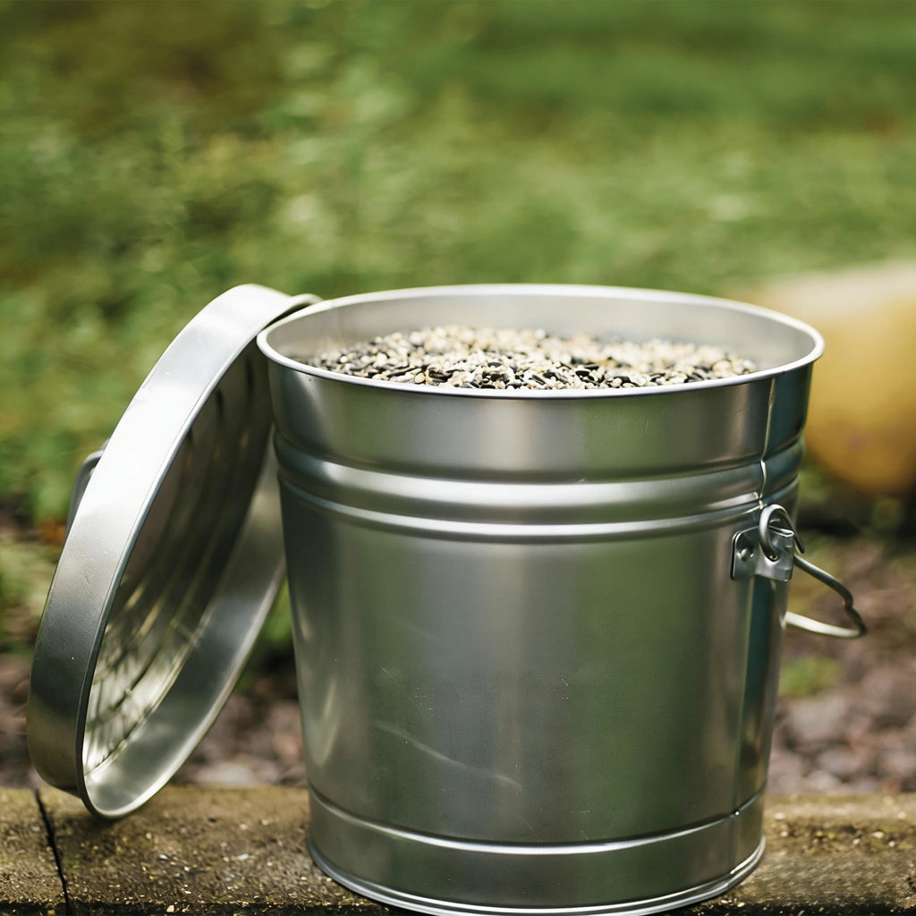 6 Gallon Galvanized Steel Storage Can with Locking Lid L89680