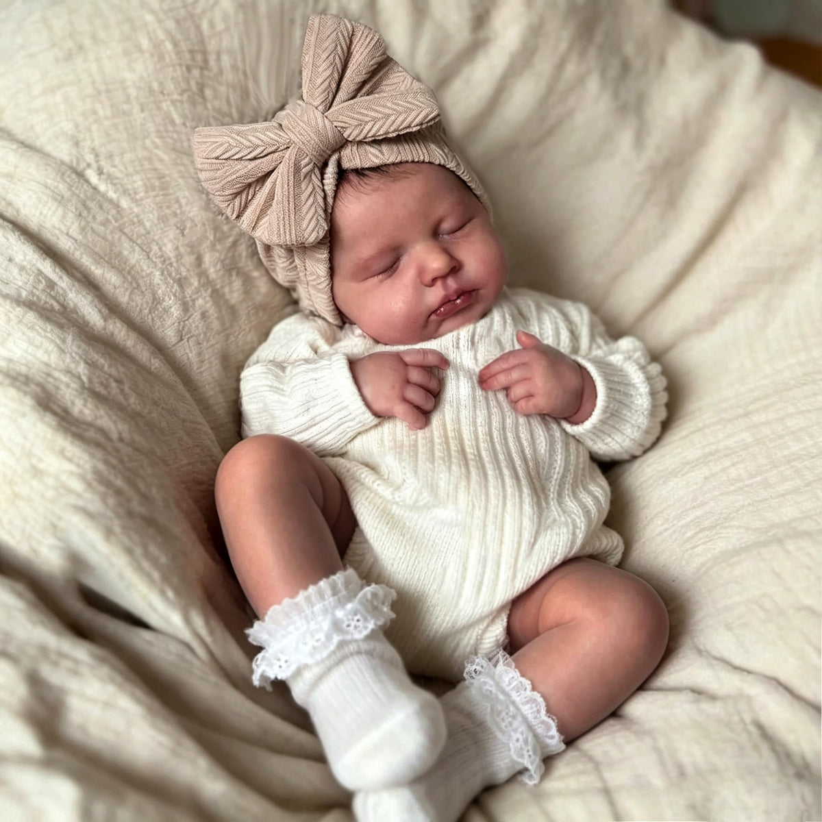 20 in Lifelike Reborn Baby Dolls with Accessories M57977
