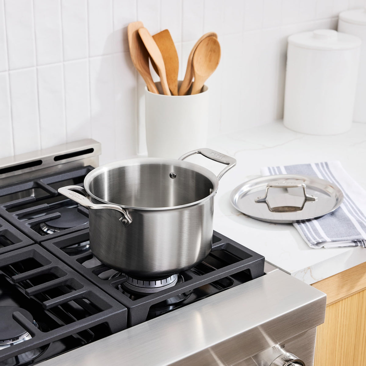 Stainless Steel 4 Qt Soup Pot with Lid T180321